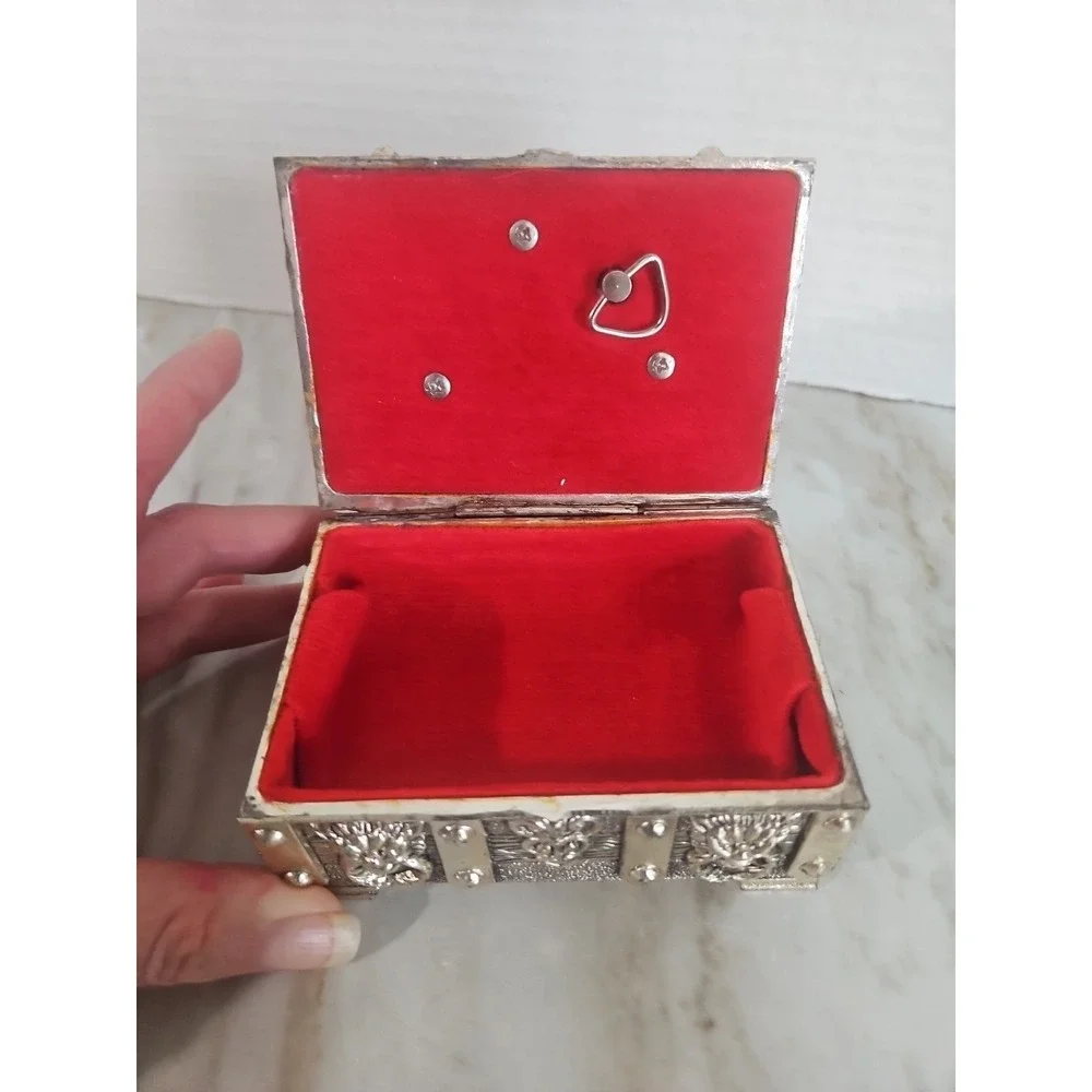 Vintage Silver Tone Treasure Chest Music Box Trinket Box Velvet Lined Japan Read
